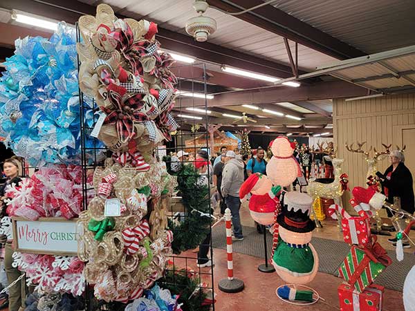 Shop for Christmas Gifts for Family and Friends